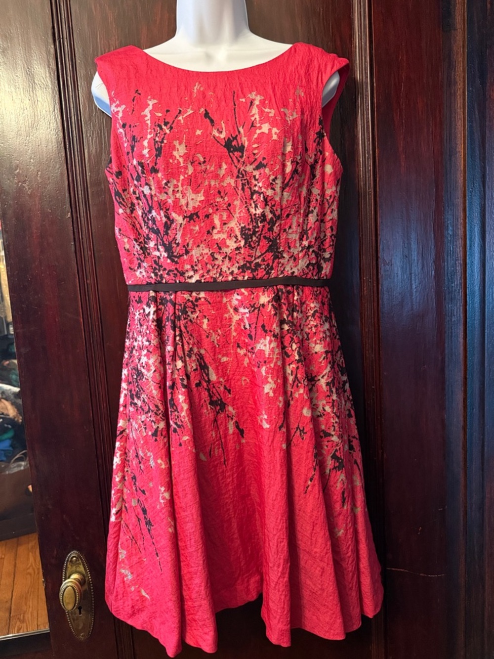 Donna Ricco Sleeveless Floral Midi Dress in Pink and Black